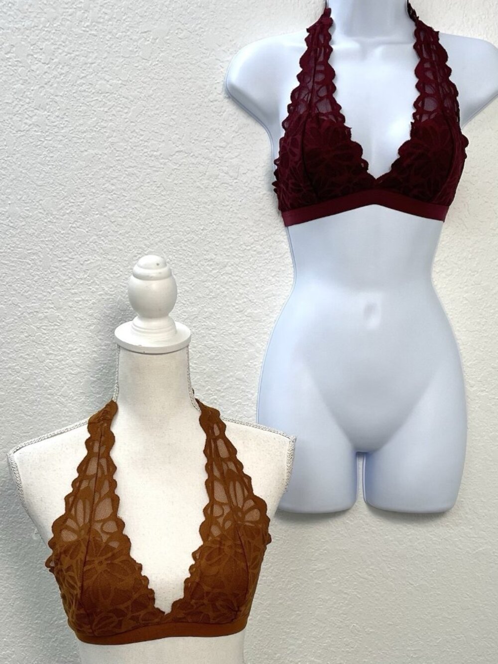 Lot 2 FLIRTITUDE Womens Juniors SMALL Maroon Rust Lace Halter BRALETTES Bras